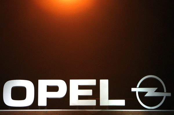 Opel je na prodej.