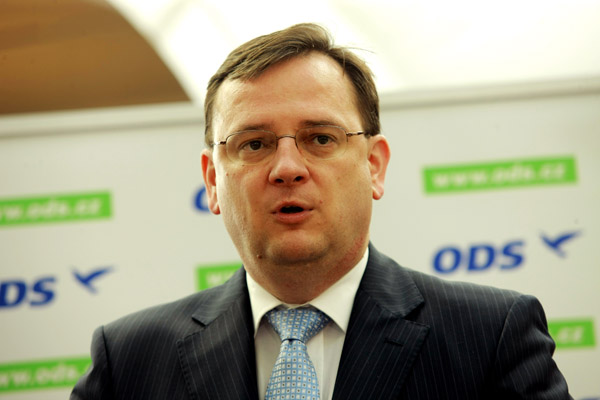 Premiér Petr Nečas.