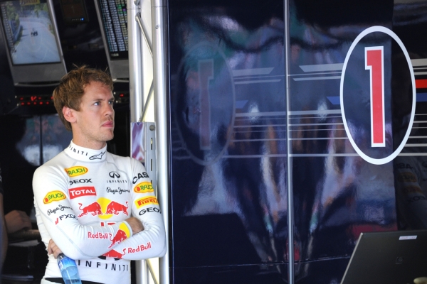 Vettel v Kanadě havaroval. Vettel v Kanadě havaroval.
