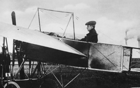 Jan Kašpar v letadle. 