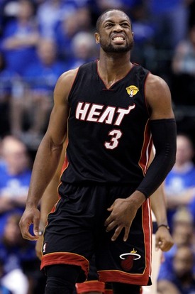 Dwyane Wade zatím stejně jako celé Miami neprožívá dobrou finálovou sérii.