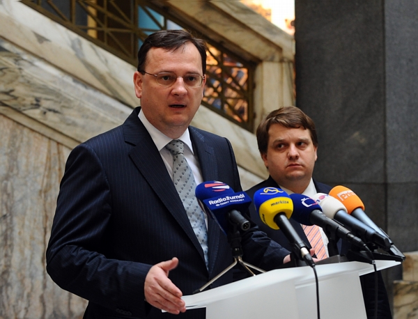 Premiér Nečas (vlevo) bude jednat o čtvrteční stávce. Premiér Nečas (vlevo) bude jednat o čtvrteční stávce.