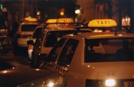 Taxikáři pověsti Prahy neprospívají (ilustrační foto).