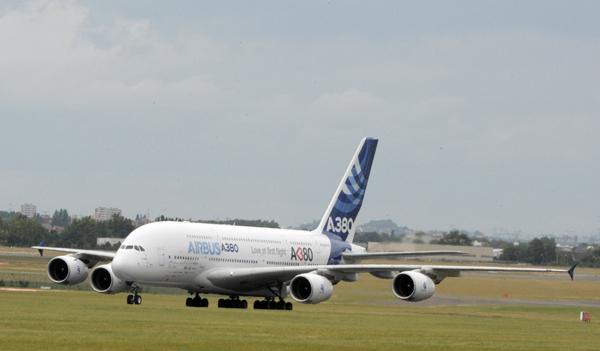 Superjumbo A380. Superjumbo A380.