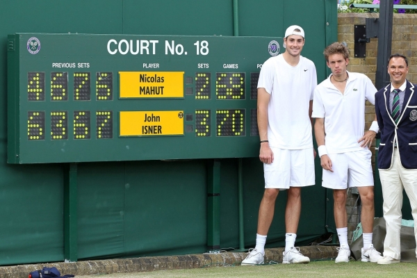Co nabídnou Isner s Mahutem na Wimbledonu letos?