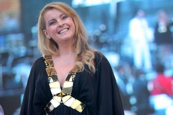 Zpěvačka Iveta Bartošová. Zpěvačka Iveta Bartošová.
