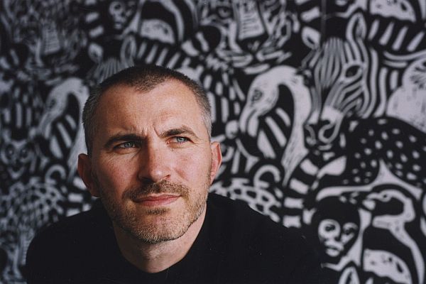 Na odchodnou dostal Petr Fejk od ČD pěkný dárek. Konkurenční doložka mu zajišťuje čtvrtmilionový plat dalších devět měsíců. Na odchodnou dostal Petr Fejk od ČD pěkný dárek. Konkurenční doložka mu zajišťuje čtvrtmilionový plat dalších devět měsíců.