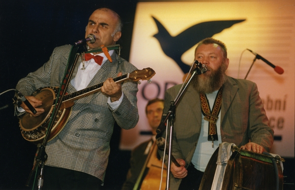 Ivan Mládek a nedávno zesnulý Ivo Pešák (vpravo). Ivan Mládek a nedávno zesnulý Ivo Pešák (vpravo).
