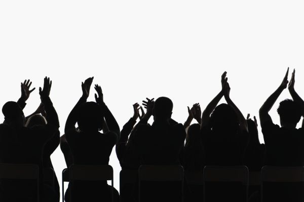 Policie bude monitorovat potlesk přítomných, a kdo bude tleskat špatně, bude označen za účastníka nepovolené demonstrace a zadržen. Policie bude monitorovat potlesk přítomných, a kdo bude tleskat špatně, bude označen za účastníka nepovolené demonstrace a zadržen.