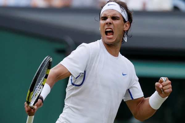 Rafael Nadal se bojí, že ho z Wimbledonu vyřadí zranění. Rafael Nadal se bojí, že ho z Wimbledonu vyřadí zranění.