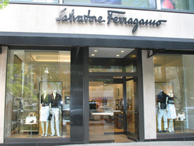 Obchod Salvatore Ferragamo.