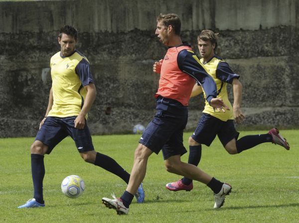 Libor Došek (v růžovém). Libor Došek (v růžovém).