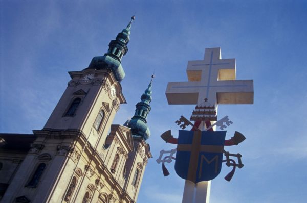 Bazilika Nanebevzetí Panny Marie a sv. Cyrila a Metoděje.