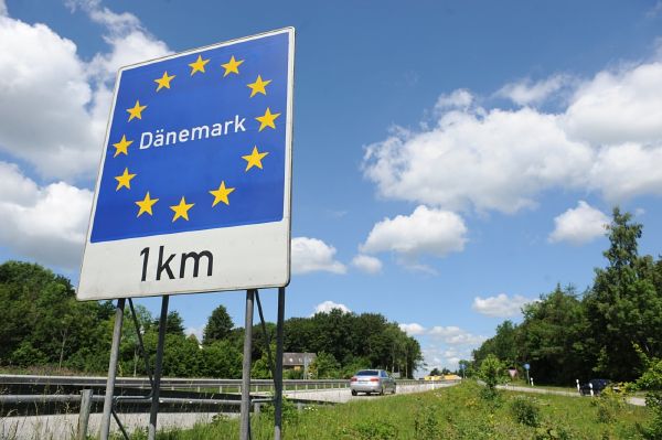 Pozor, blíží se nová železná opona.
