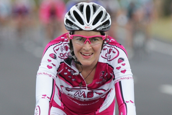 Carly Hibberdová. Carly Hibberdová.