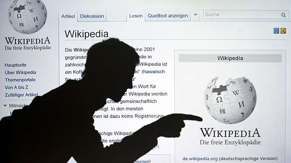 Zatímco česká verze Wikipedie překonala 200 tisíc článků, ta německá jich má již 1,2 milionu.