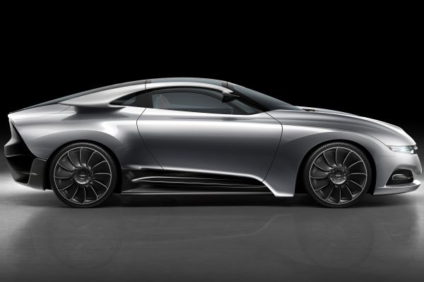 Jeden z konceptů automobilky Saab PhoeniX (ilustrační foto). Jeden z konceptů automobilky Saab PhoeniX (ilustrační foto).