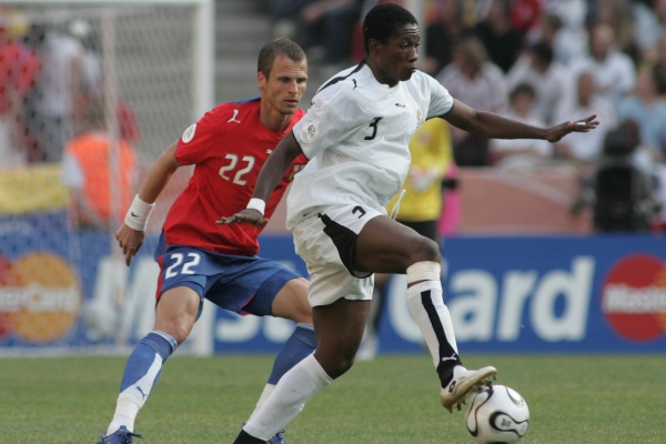 Gyan předvedl svůj pěvecký talent. Gyan předvedl svůj pěvecký talent.