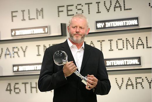 Americký herec David Morse převzal 9. července na 46. ročníku Mezinárodního filmového festivalu v Karlových Varech cenu za nejlepší mužský herecký výkon ve filmu Spoluautor. 