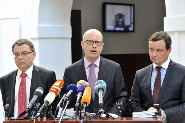 Zleva lídři ČSSD Lubomír Zaorálek, Bohuslav Sobotka a David Rath. Zleva lídři ČSSD Lubomír Zaorálek, Bohuslav Sobotka a David Rath.
