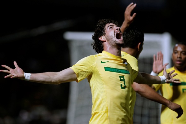 Fotbalisté Brazílie nakonec do čtvrtfinále postoupili.