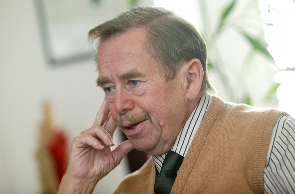 Václav Havel si cenu nakonec snad ponechá. Václav Havel si cenu nakonec snad ponechá.
