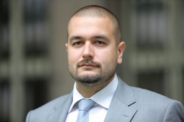 Michal Moroz prodal svou firmu před devíti měsíci, jeho matka skončila až nyní.