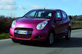V čele žebříčku spolehlivosti se usadilo i malé Suzuki Alto.