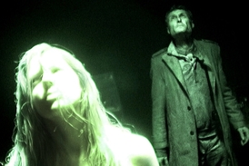 REC 2: některé věci lze vidět jen potmě.