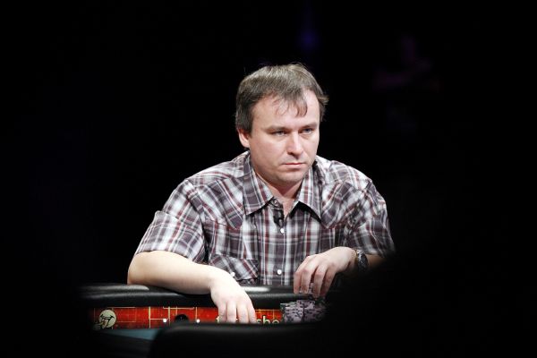 Staszko má jisté velké peníze.