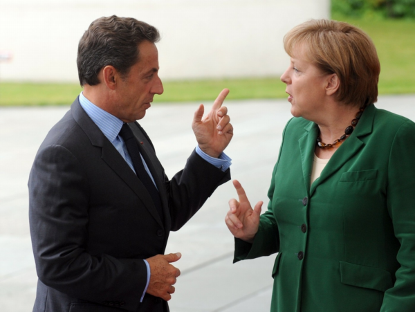 "Jedinými, kdo totálně postrádá jakoukoliv solidaritu, jsou Němci. Německý egoismus je zločinný a zesiluje krizi," řekl prý Sarkozy. 