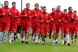Fotbalisté Slavie během přípravy.