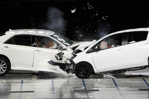 Toyota představila technologii, která by měla chránit před srážkou.
