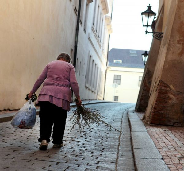 Lidem, kteří za Československa pracovali na Slovensku, již nebude dorovnáván důchod (ilustrační foto). Lidem, kteří za Československa pracovali na Slovensku, již nebude dorovnáván důchod (ilustrační foto).