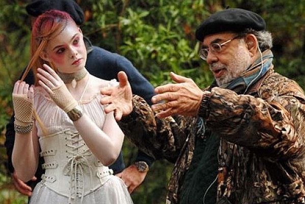 Režisér Coppola při natáčení flmu Twixt. Režisér Coppola při natáčení flmu Twixt.