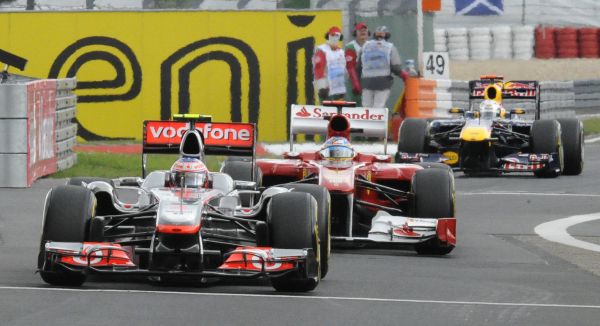 Jenson Button v čele - tak to chce.