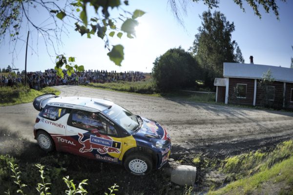 Loeb vyhrál ve Finsku. Loeb vyhrál ve Finsku.