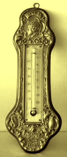 Teploměr z roku 1911.  