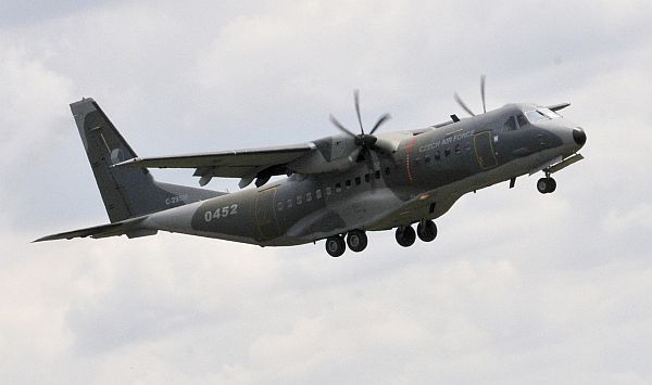 Letoun CASA C-295M (ilustrační foto).