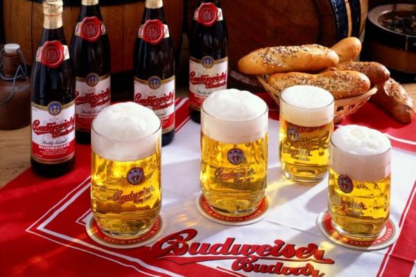 Budějovický Budvar uspěl u bulharského soudu a uhájil svá práva k označení původu BUD. Budějovický Budvar uspěl u bulharského soudu a uhájil svá práva k označení původu BUD.