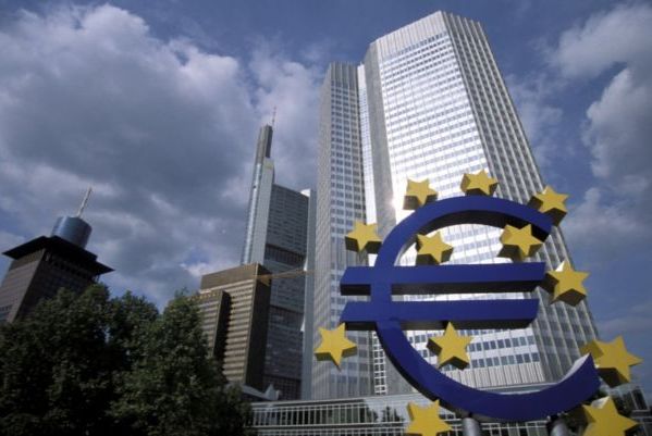Sídlo Evropské centrální banky ve Frankfurtu nad Mohanem. Sídlo Evropské centrální banky ve Frankfurtu nad Mohanem.