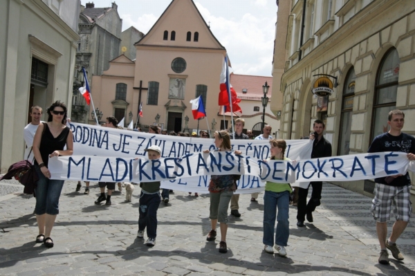 Mladí křesťanští demokraté už podruhé uspořádají Pochod pro rodinu.