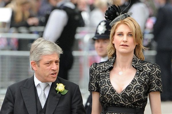 John Bercow měl za úkol obnovit respekt dolní sněmovny. Manželka mu to kazí. John Bercow měl za úkol obnovit respekt dolní sněmovny. Manželka mu to kazí.