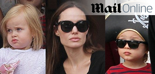 Angelina Jolie s dvojčaty.