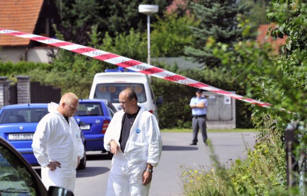 Policie dopadla podezřelého z trojnásobné vraždy.