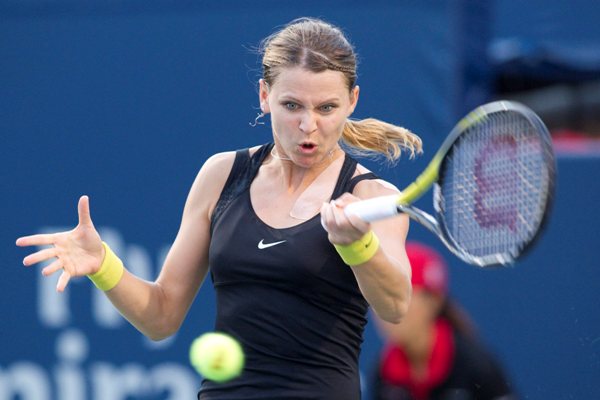 Lucie Šafářová v utkání proti Sereně Williamsové. Lucie Šafářová v utkání proti Sereně Williamsové.