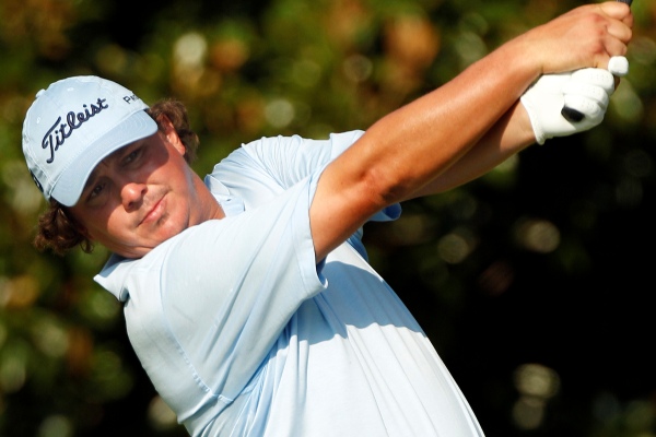 Na průběžně děleném prvním místě PGA Championship je Jason Dufner. Na průběžně děleném prvním místě PGA Championship je Jason Dufner.