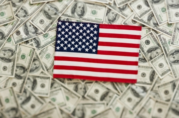 Lidé ztratili důvěru v ekonomické schopnosti předních zemí, jako jsou napříkad USA (ilustrační foto). Lidé ztratili důvěru v ekonomické schopnosti předních zemí, jako jsou napříkad USA (ilustrační foto).