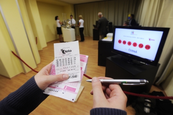 Už letos o prázdninách spustila Fortuna novou hru Loto. Už letos o prázdninách spustila Fortuna novou hru Loto.