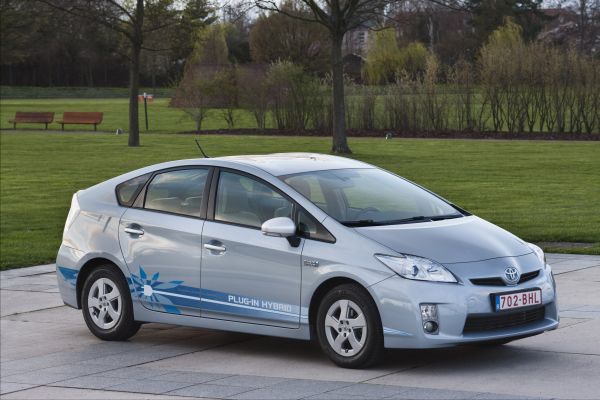 Toyota Prius Plug-in Hybrid bude mít světovou premiéru v sériovém provedení.  